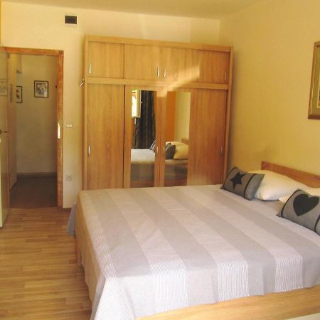 Apartmans And Rooms Dunjini Dvori Korčula Eksteriør bilde
