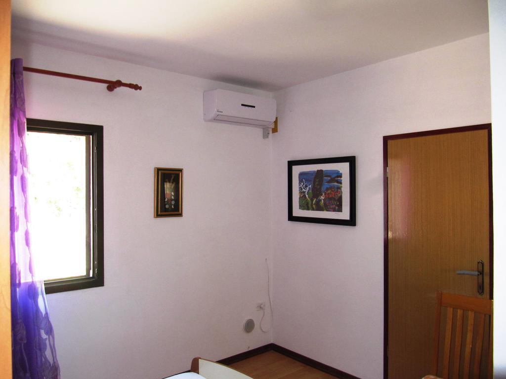 Apartmans And Rooms Dunjini Dvori Korčula Eksteriør bilde